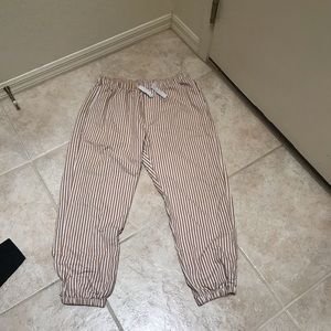 Some cool pants that you can throw with any fit